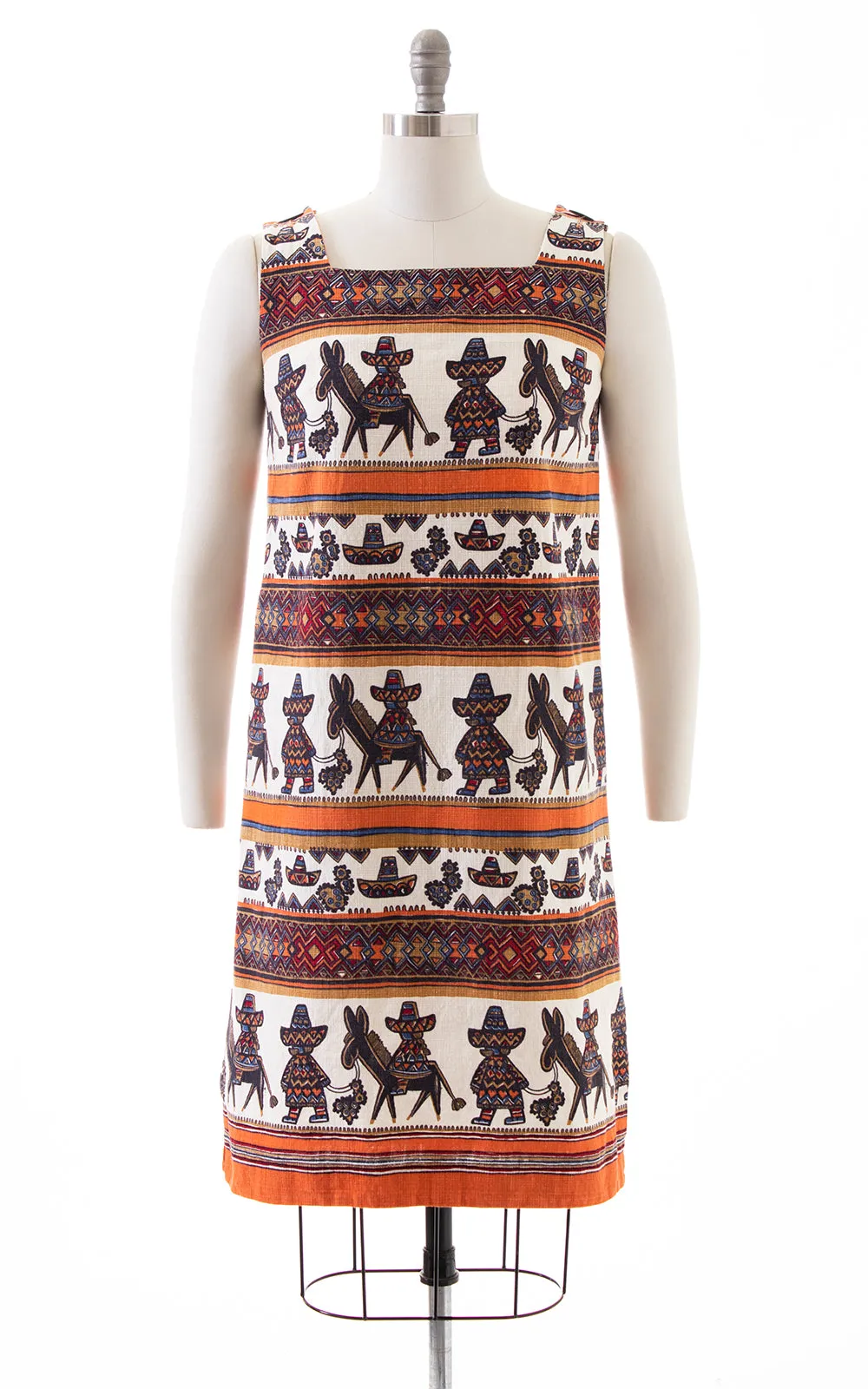 1960s Mexican Novelty Print Shift Dress | small