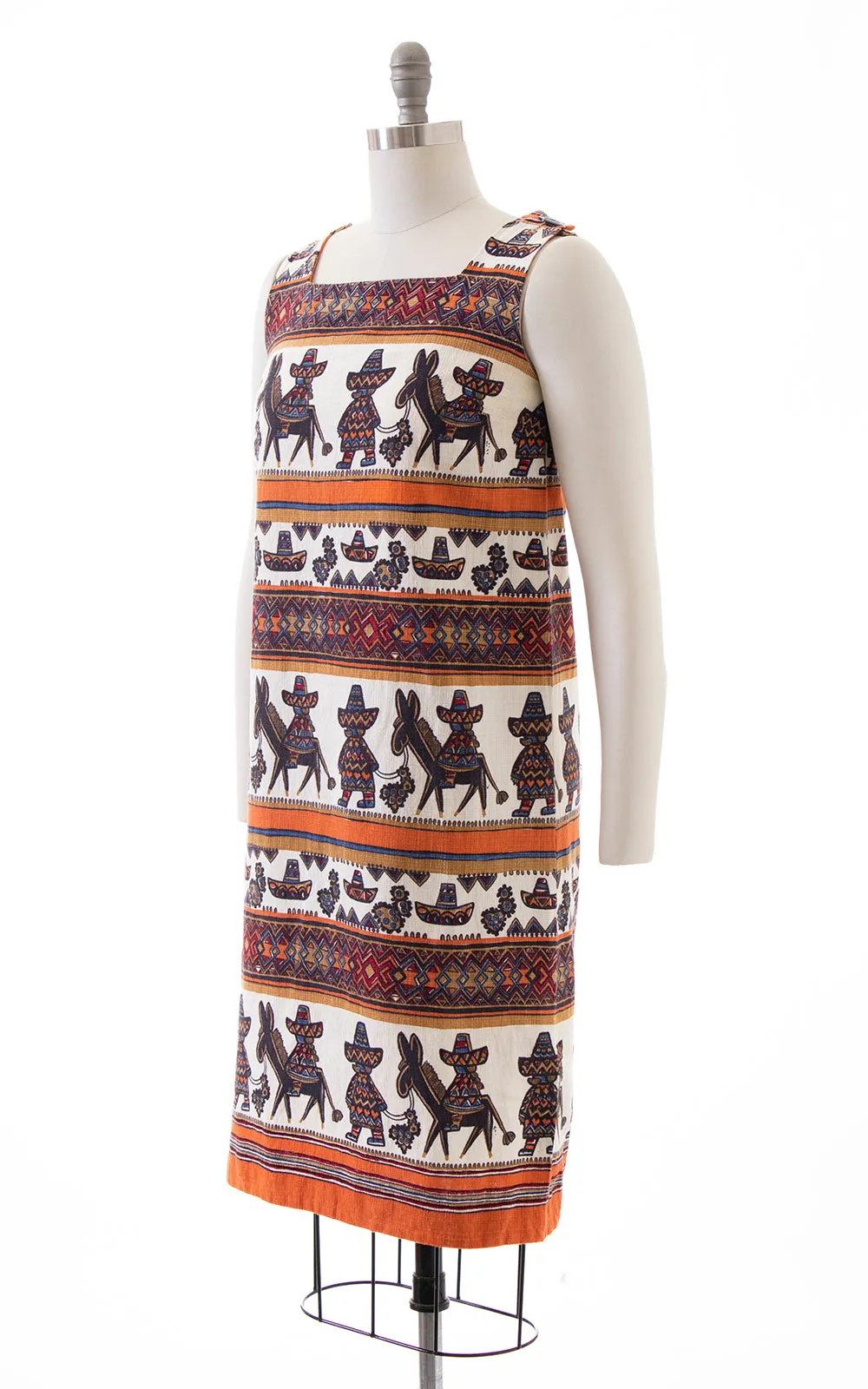 1960s Mexican Novelty Print Shift Dress | small