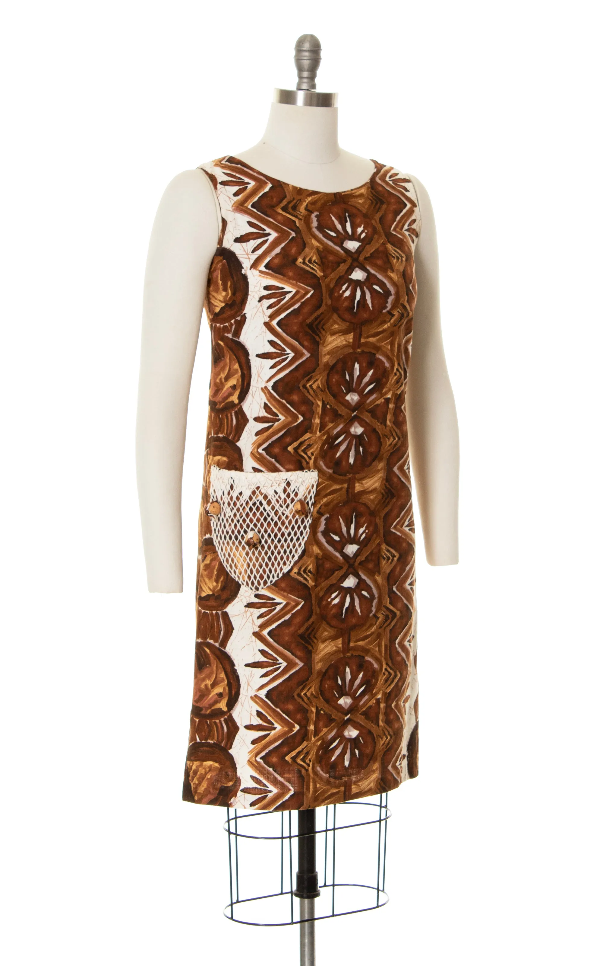1960s Novelty Pocket Hawaiian Shift Dress | small