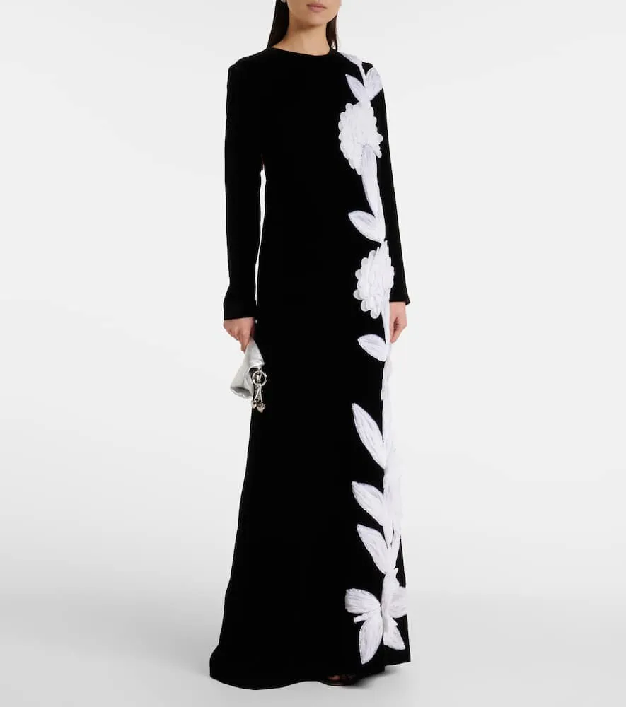 Costarellos Floral appliqu√É¬© cr√É¬™pe gown